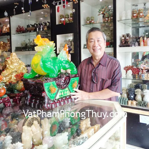 Chú Minh - khách hàng mua Tỳ hưu xanh lớn H103G