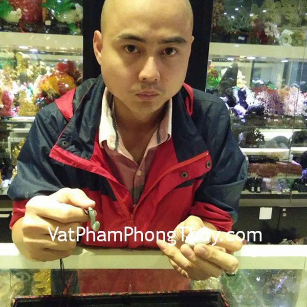Anh Cường-Khách hàng mua mặt dây chuyền tỳ hưu phỉ thúy S6318 và mặt dây chuyền gậy như ý S831