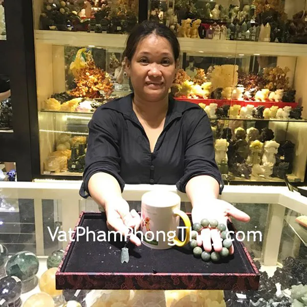 Chị Nhanh - khách hàng mua Chuỗi Ngọc Phỉ thúy S966-S5-15755, Ve ngọc Phỉ thúy S6315