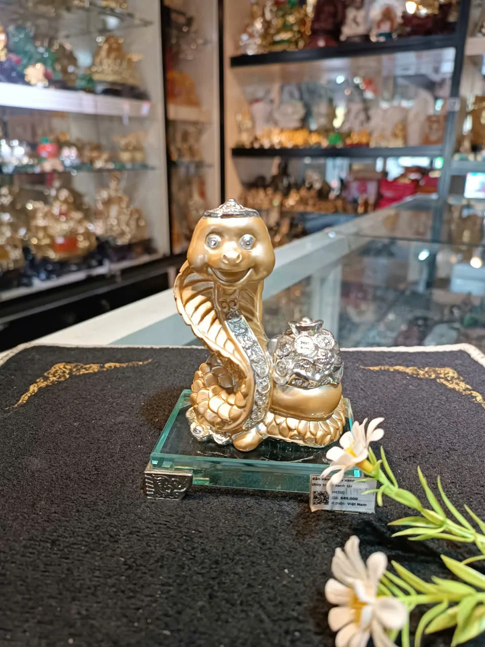 Rắn vàng chậu vàng nhỏ, thủy tinh - sanh tài H435G
