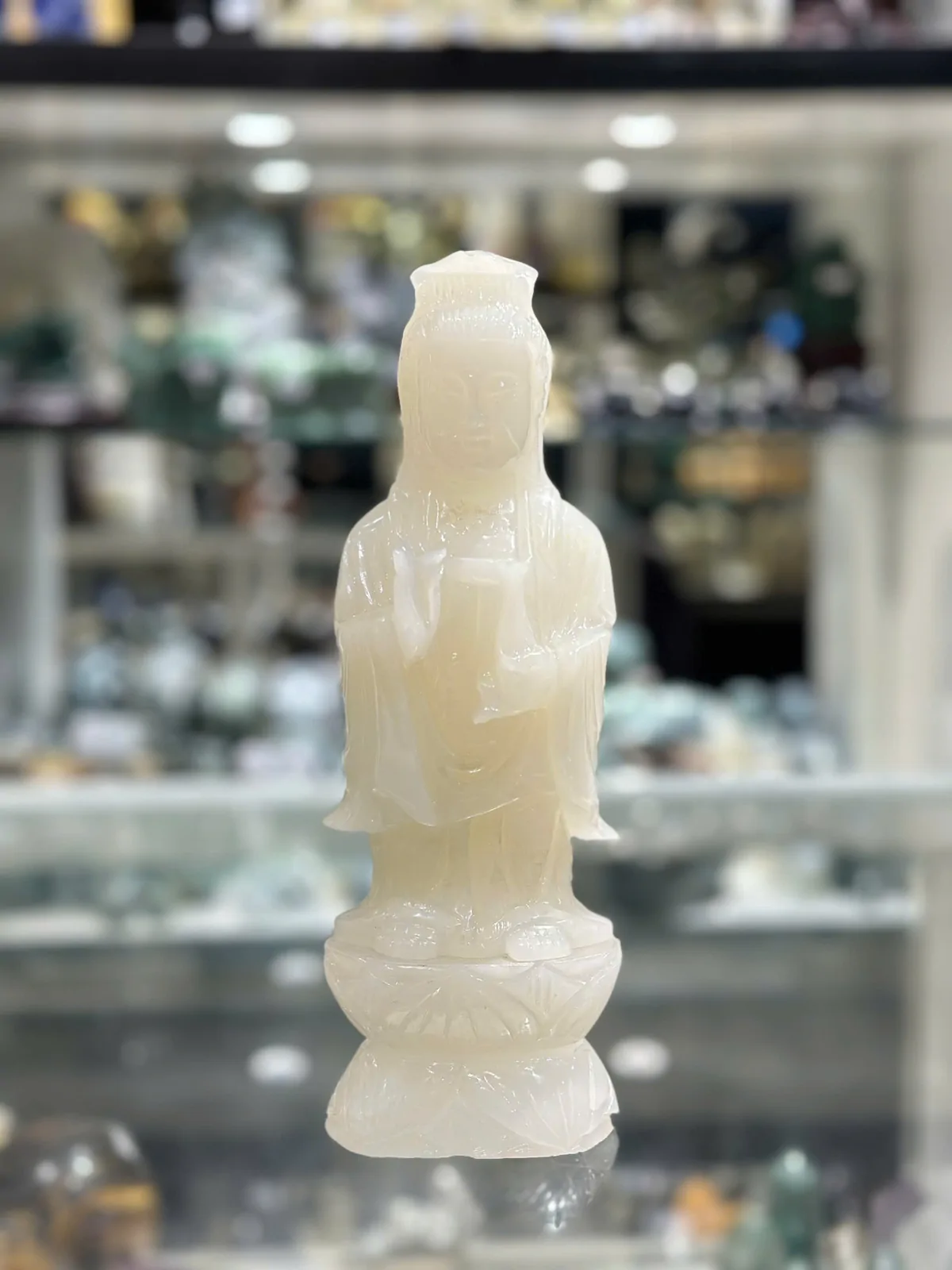 Quan âm đứng bạch ngọc M158