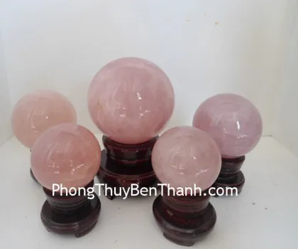 Quả cầu thạch anh vàng non 1224gram M191-S4-2076