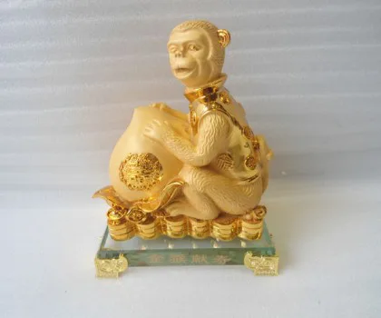 Khỉ thần tài sa kim ôm đào trên như ý đế thủy tinh -  kim hầu hiển thọ FK071M
