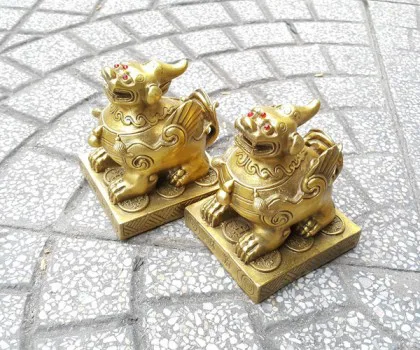 Tỳ hưu đồng ngồi đế nhỏ D234