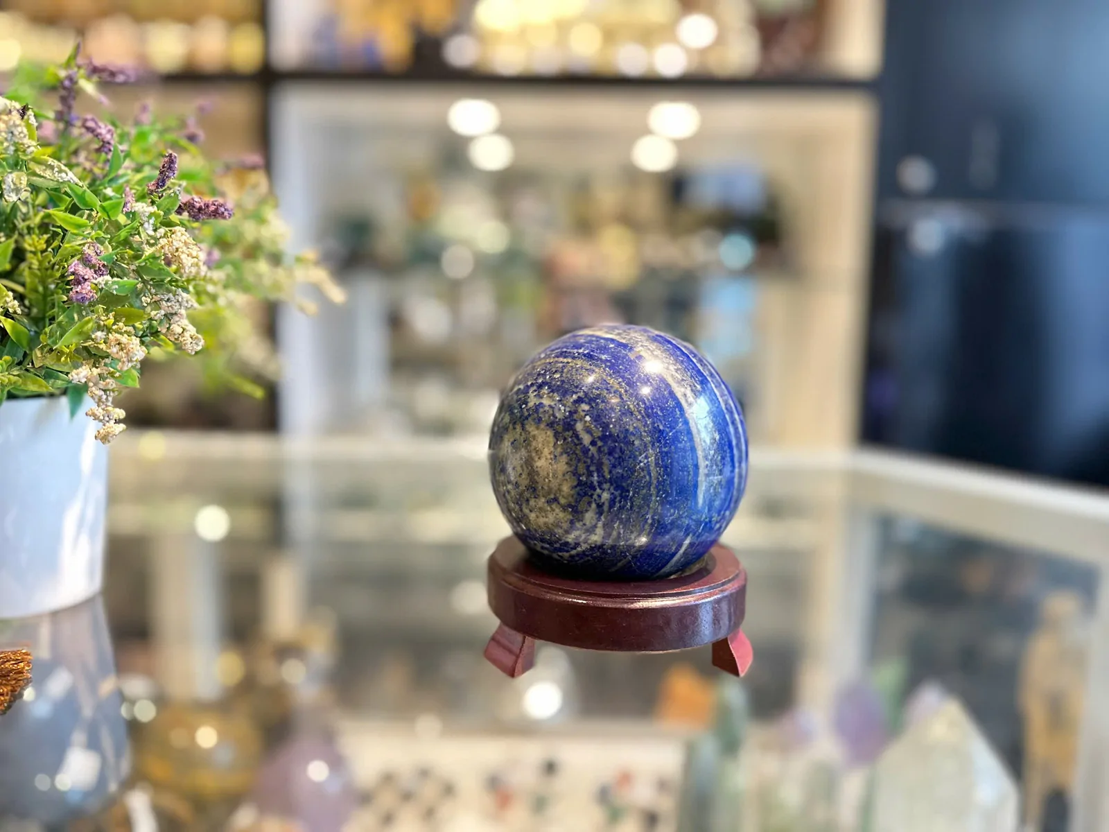 Quả cầu ngọc lam (sodalite) xanh đậm M182-S3-13618