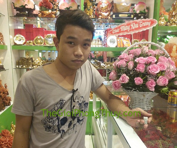 Anh Nguyễn Hoàng Nhâm Thân – Khách hàng sở hữu Tỳ Hưu đá quý may mắn FS689