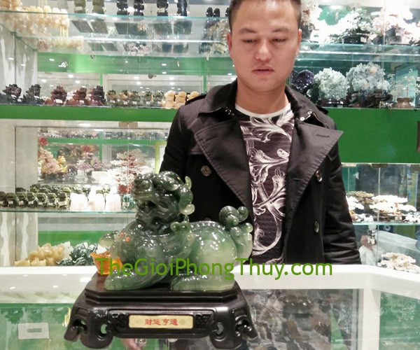Anh Việt-Khách hàng mua Tỳ hưu ngọc xanh chân có nén tiền như ý - Cát tường như ý / Tài vận hanh thông FG164A.