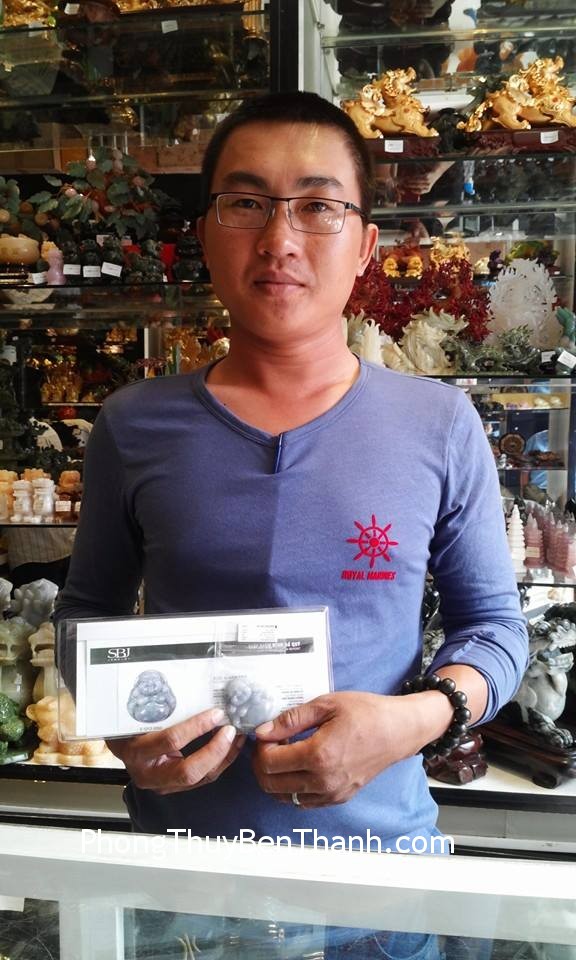 Anh Phát Tài - khách hàng mua Di lạc Phỉ Thúy xanh tía S863