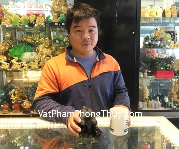 Anh Hưng - Khách hàng mua Rùa đầu rồng thạch anh đen HM078