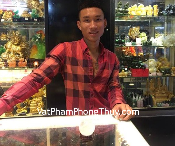 Anh Đông - Khách hàng mua quả cầu Thạch anh trắng GM148