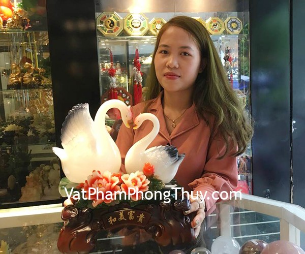 Chị Hạnh -Khách hàng mua Cặp thiên nga trắng mẫu đơn C201A
